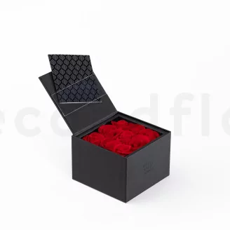 Box of 9 Preserved roses Red