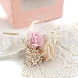 Boutonniere Pink