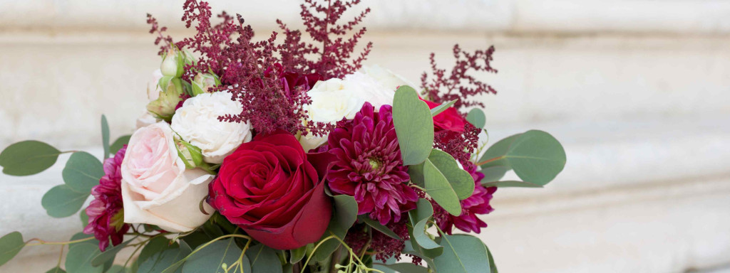 10 Most Popular Wedding Flowers for a Fall Bridal Bouquet