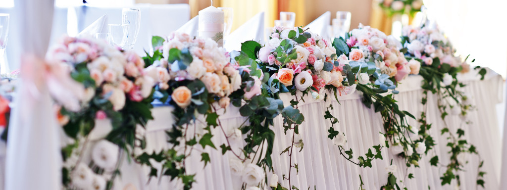 Innovative Wedding Themes Using Preserved Flowers
